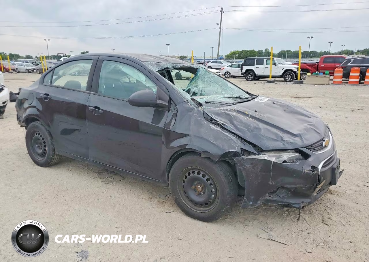 2017 Chevrolet Sonic Ls VIN:1G1JB5SH3H4131094 - 4
