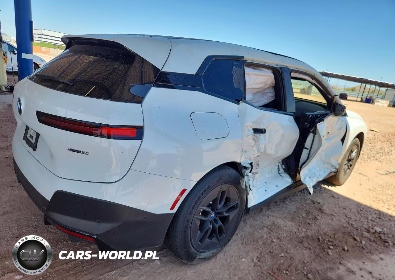 2025 BMW Ix xDrive50 VIN:WB523CF08SCT80355 - 3