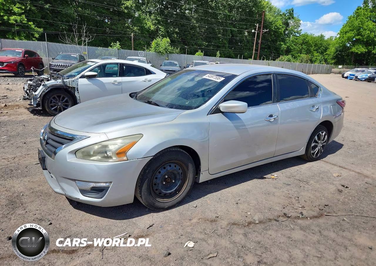 2014 Nissan Altima 2.5 S – zdjęcie 1 z 12