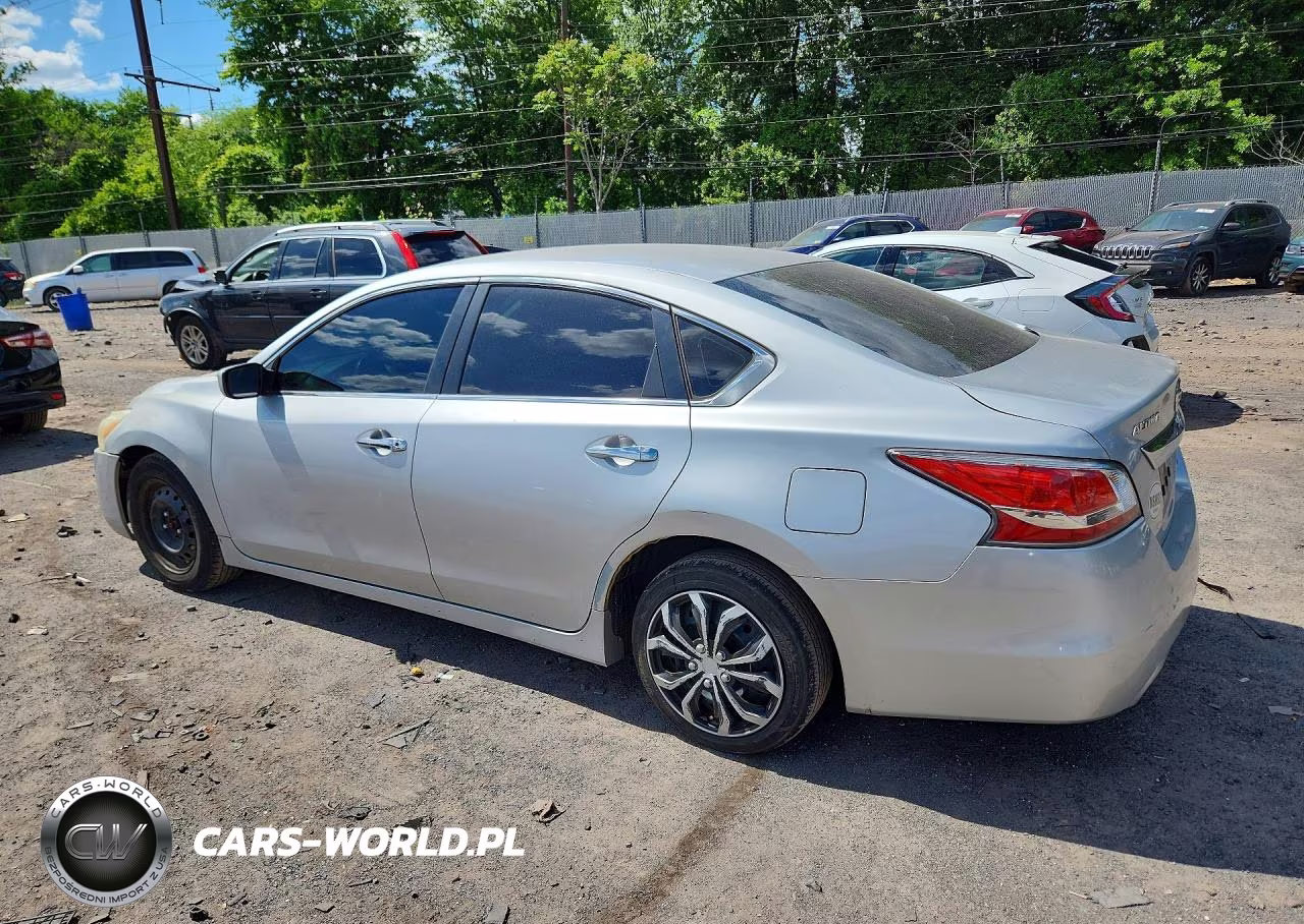 2014 Nissan Altima 2.5 S VIN:1N4AL3AP4EN368545 - 2