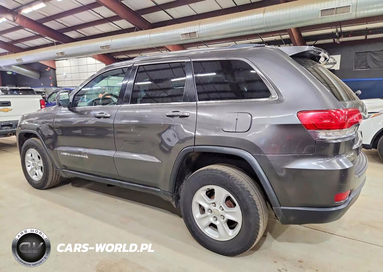 2015 Jeep Grand Cherokee Laredo VIN:1C4RJFAG9FC847030 - 2