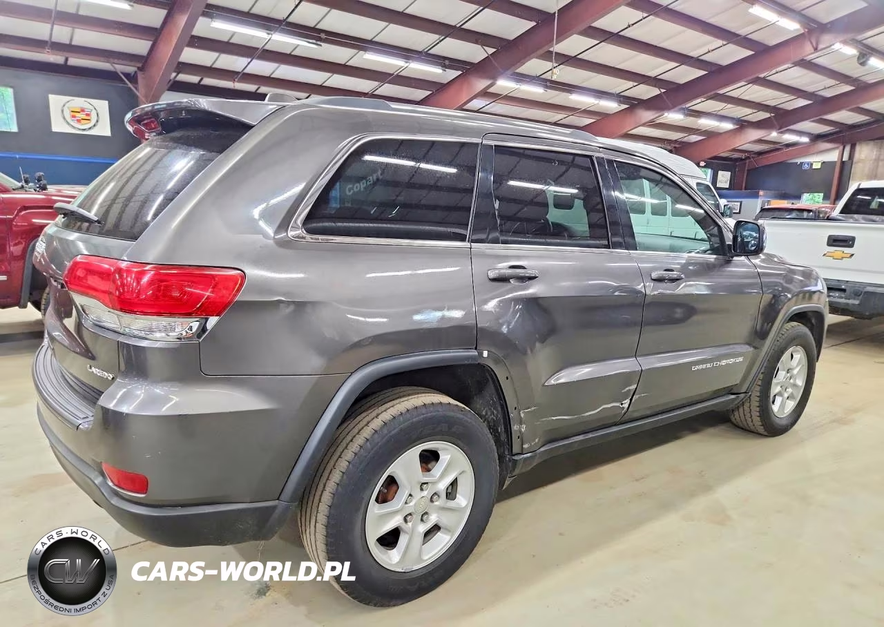 2015 Jeep Grand Cherokee Laredo VIN:1C4RJFAG9FC847030 - 3