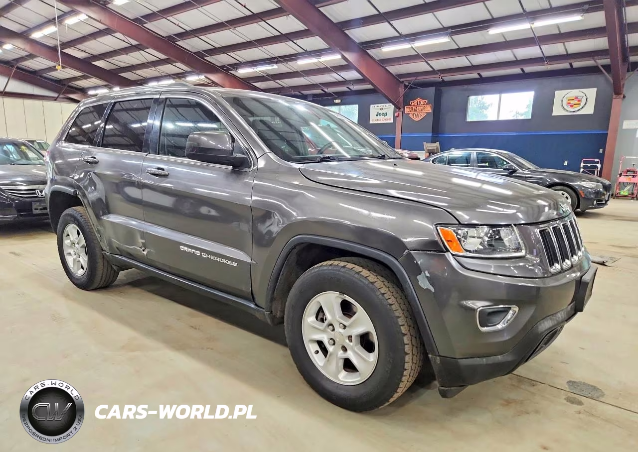 2015 Jeep Grand Cherokee Laredo VIN:1C4RJFAG9FC847030 - 4