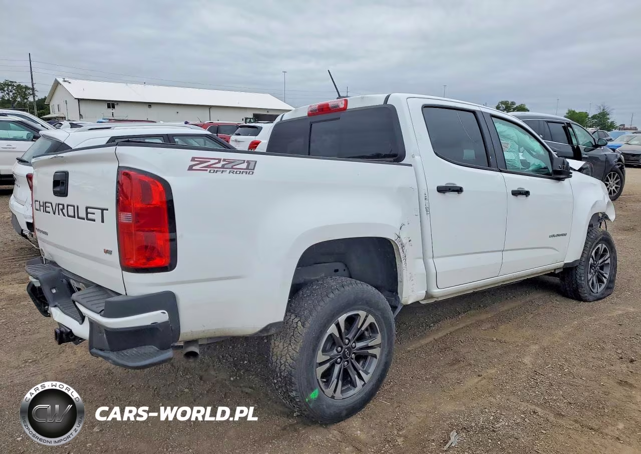 2021 Chevrolet Colorado Z71 VIN:1GCGTDEN9M1166874 - 3