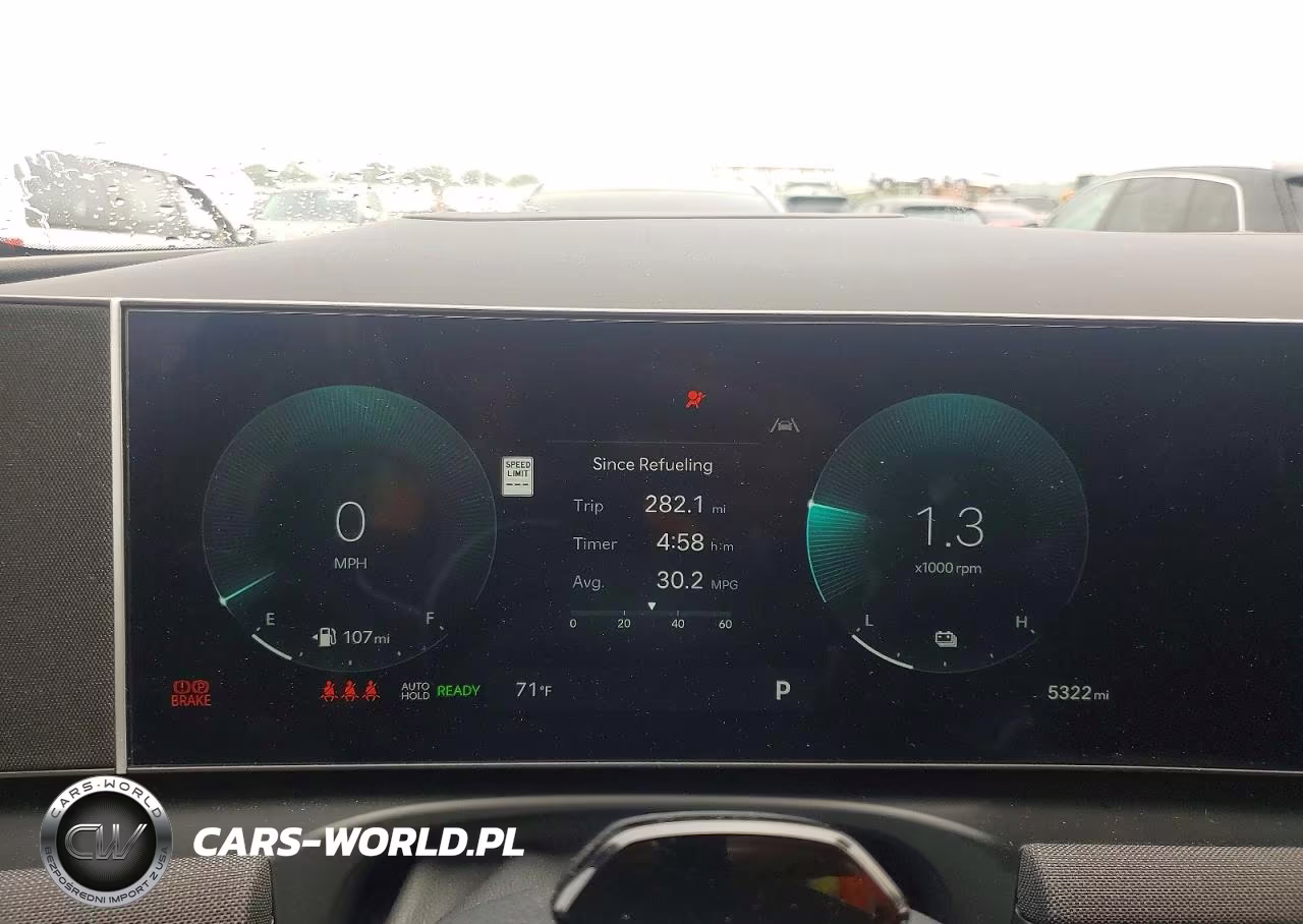 2026 Hyundai Tucson Limited VIN:KM8JEDD11TU418415 - 9