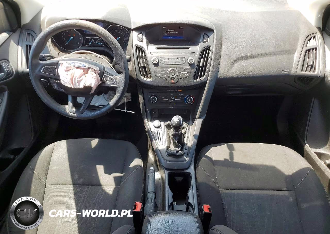 2016 Ford Focus Se VIN:1FADP3F2XGL306158 - 8