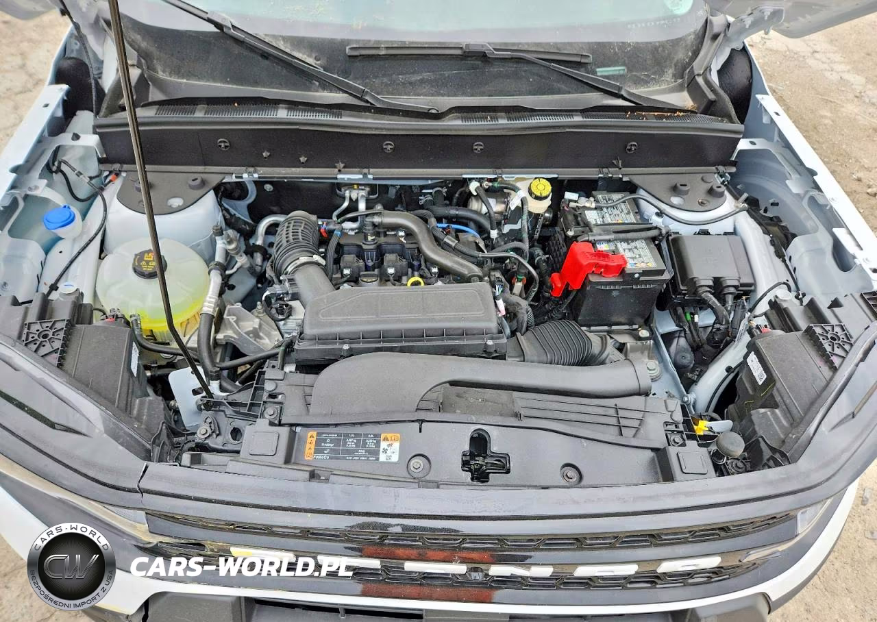 2025 Ford Bronco Sport Outer Banks VIN:3FMCR9CN7SRF81736 - 12