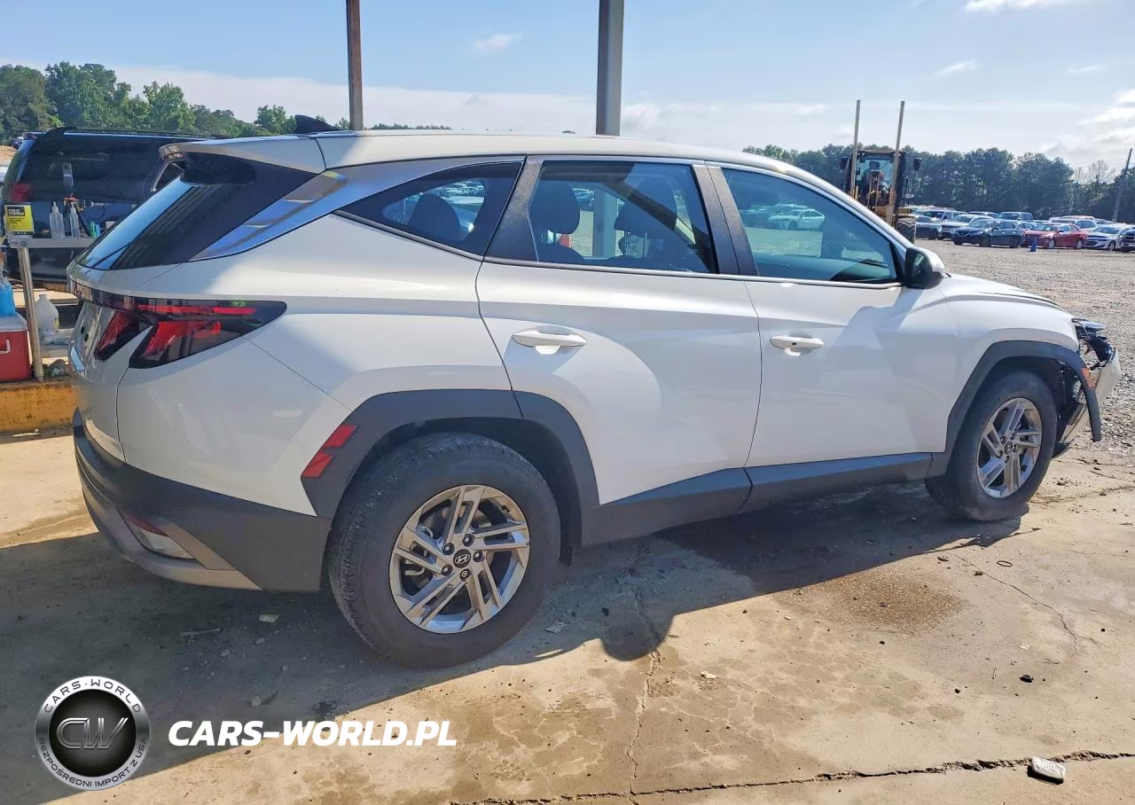 2025 Hyundai Tucson Se VIN:5NMJA3DE8SH517428 - 3