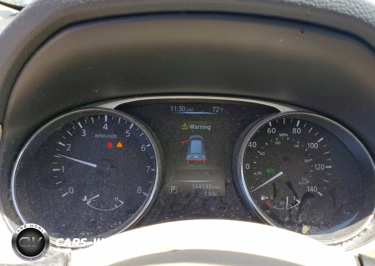2015 Nissan Rogue S VIN:5N1AT2MV4FC896433 - 9