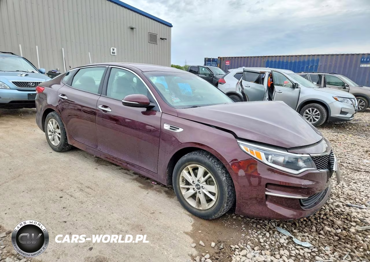 2017 Kia Optima Lx VIN:5XXGT4L3XHG156687 - 4