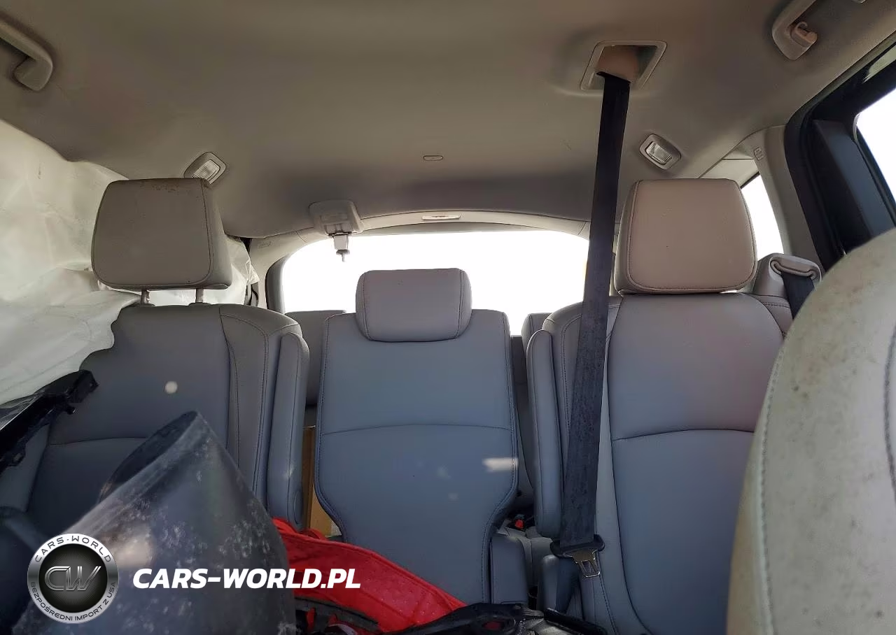 2023 Honda Odyssey Touring VIN:5FNRL6H87PB064043 - 10