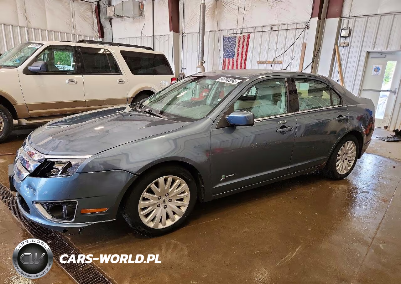 2012 Ford Fusion Hybrid – zdjęcie 1 z 12