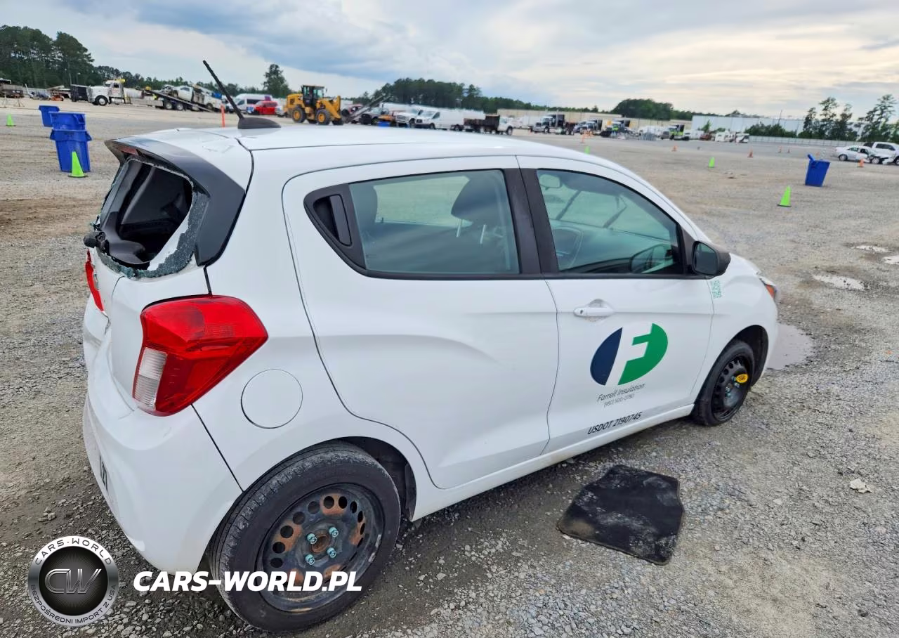 2021 Chevrolet Spark Ls VIN:KL8CB6SA7MC736821 - 3