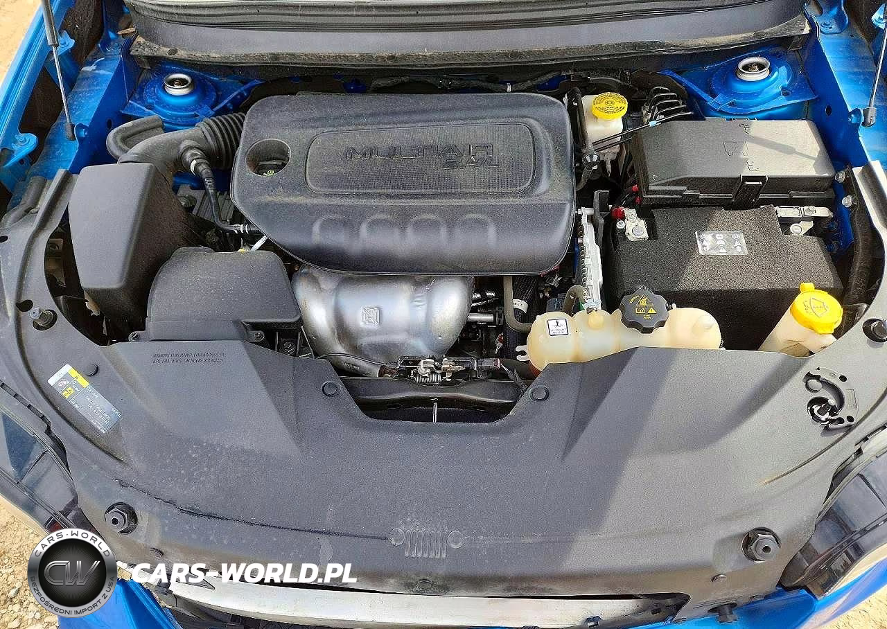 2021 Jeep Cherokee Latitude Plus VIN:1C4PJLLB3MD137491 - 12