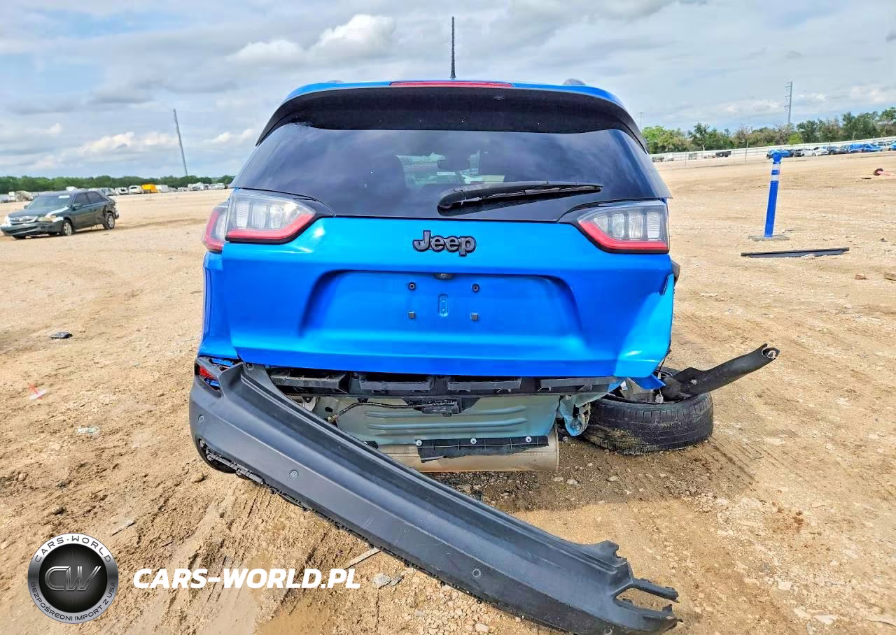 2021 Jeep Cherokee Latitude Plus VIN:1C4PJLLB3MD137491 - 6