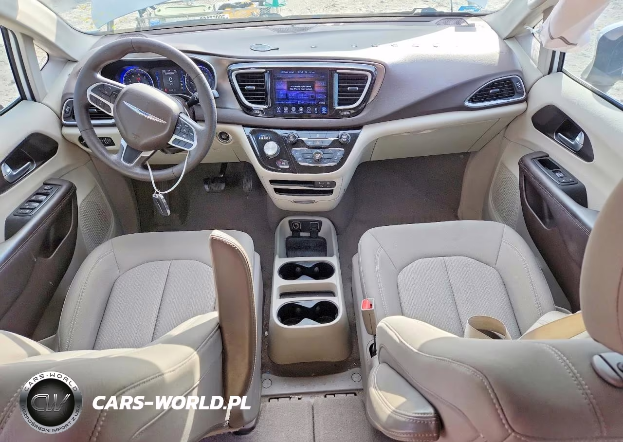 2017 Chrysler Pacifica Touring VIN:2C4RC1DG9HR531680 - 8
