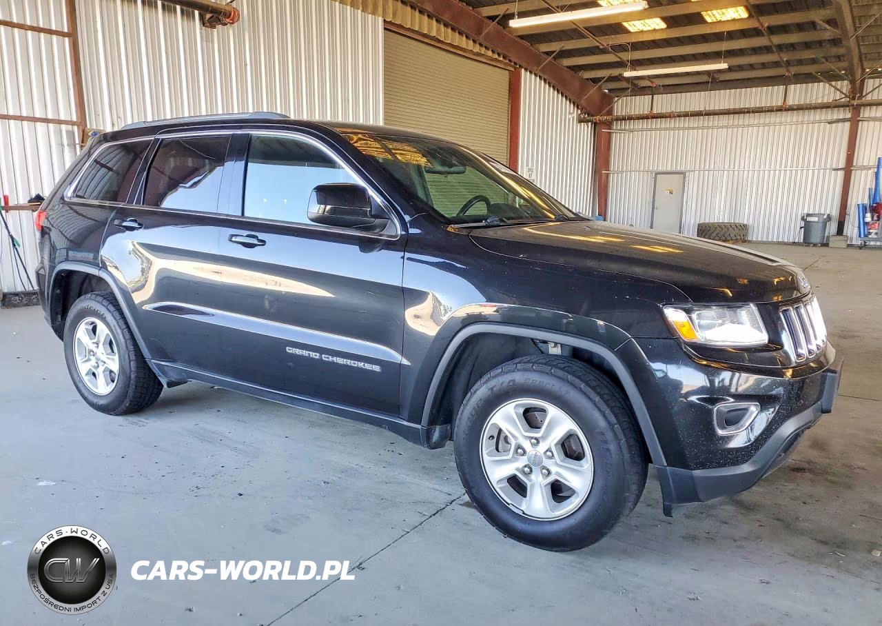 2016 Jeep Grand Cherokee Laredo VIN:1C4RJEAG4GC457691 - 4
