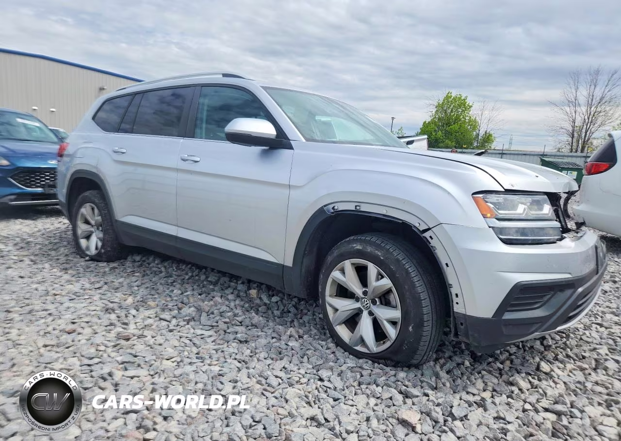 2018 Volkswagen Atlas S VIN:1V2GR2CA1JC524079 - 4
