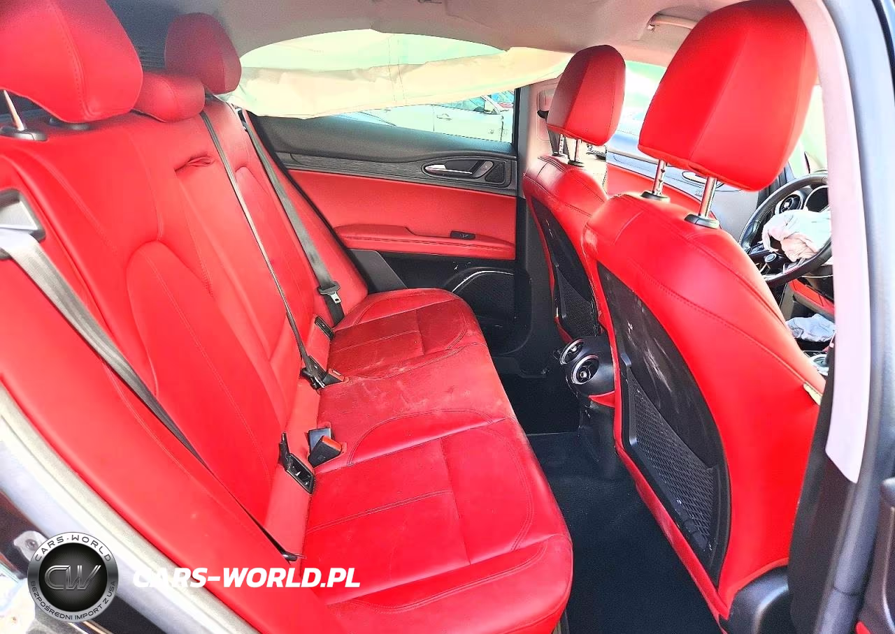 2021 Alfa Romeo Stelvio Sport VIN:ZASPAKAN0M7D00563 - 10
