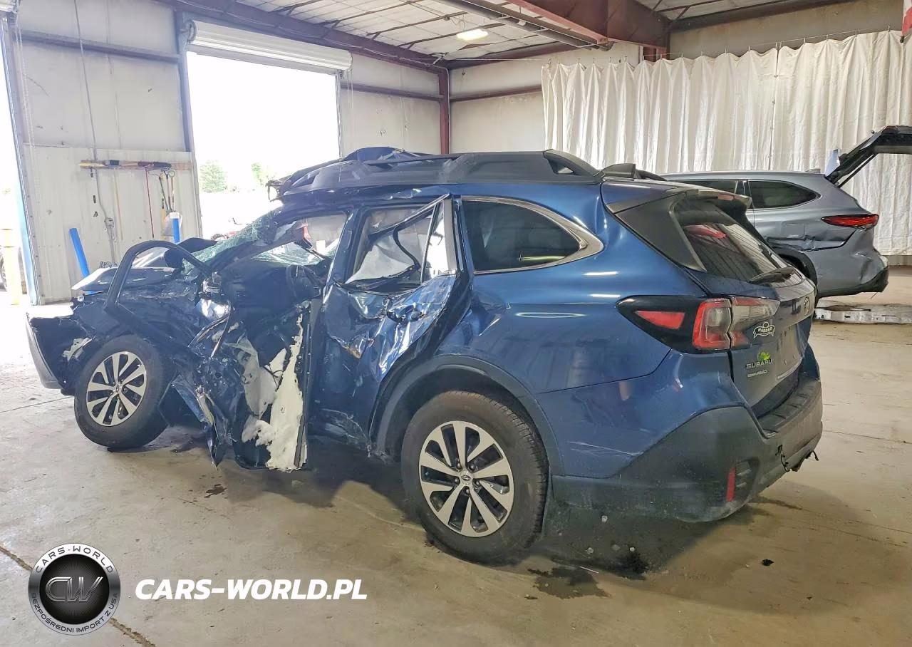 2022 Subaru Outback Premium VIN:4S4BTADC8N3128689 - 2