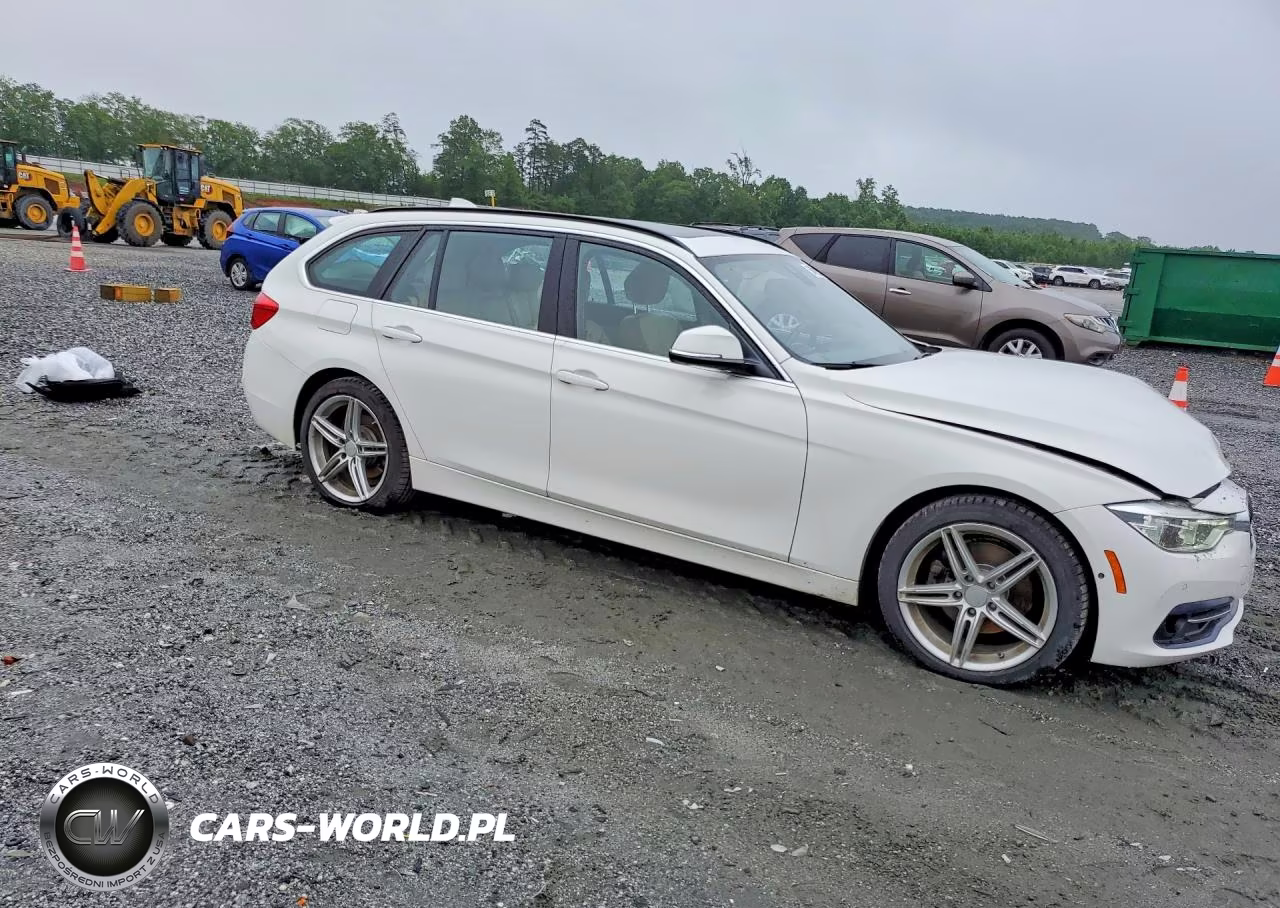 2017 BMW 330 Xi VIN:WBA8K3C38HA023176 - 4