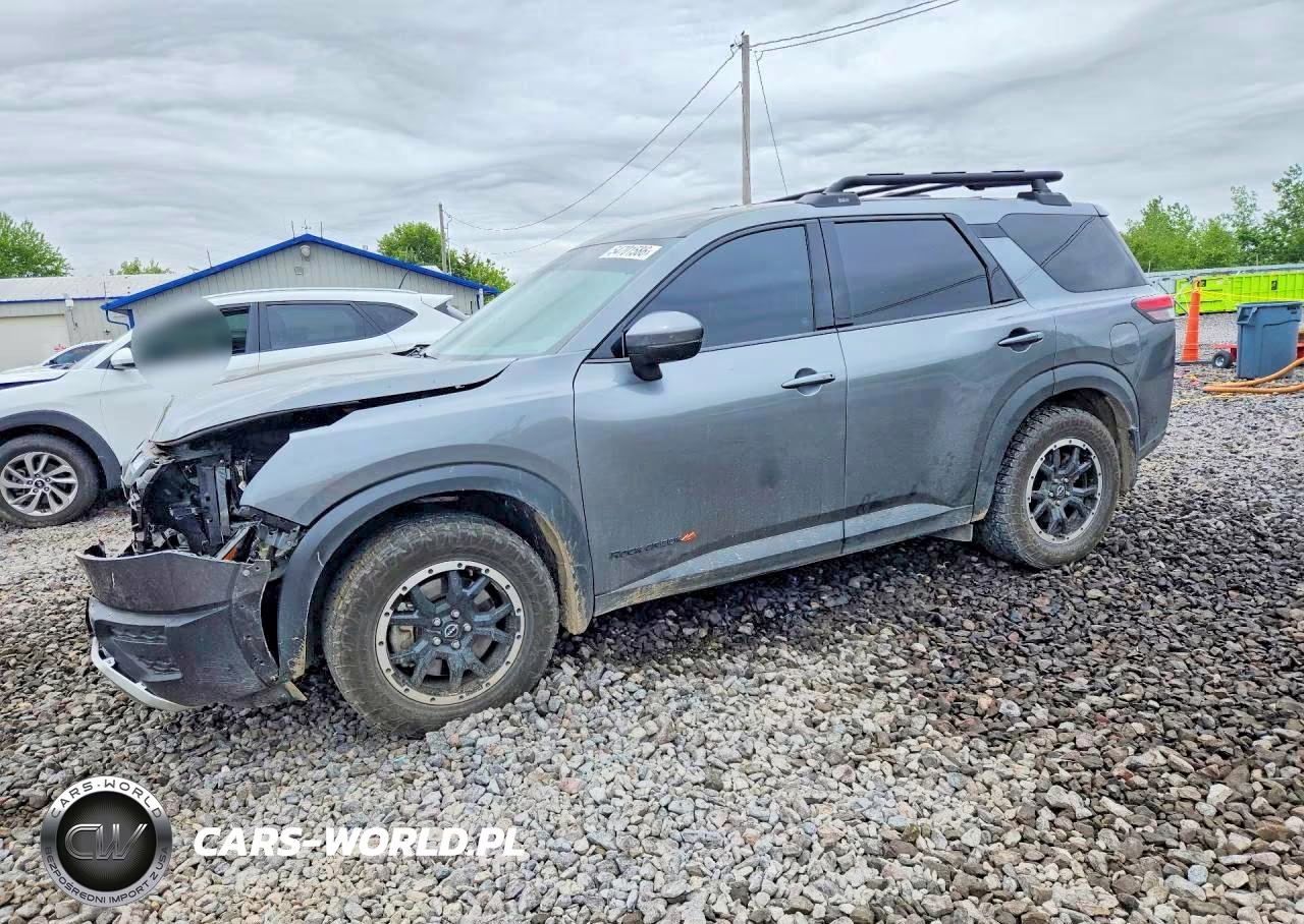 2025 Nissan Pathfinder Rock Creek – zdjęcie 1 z 12
