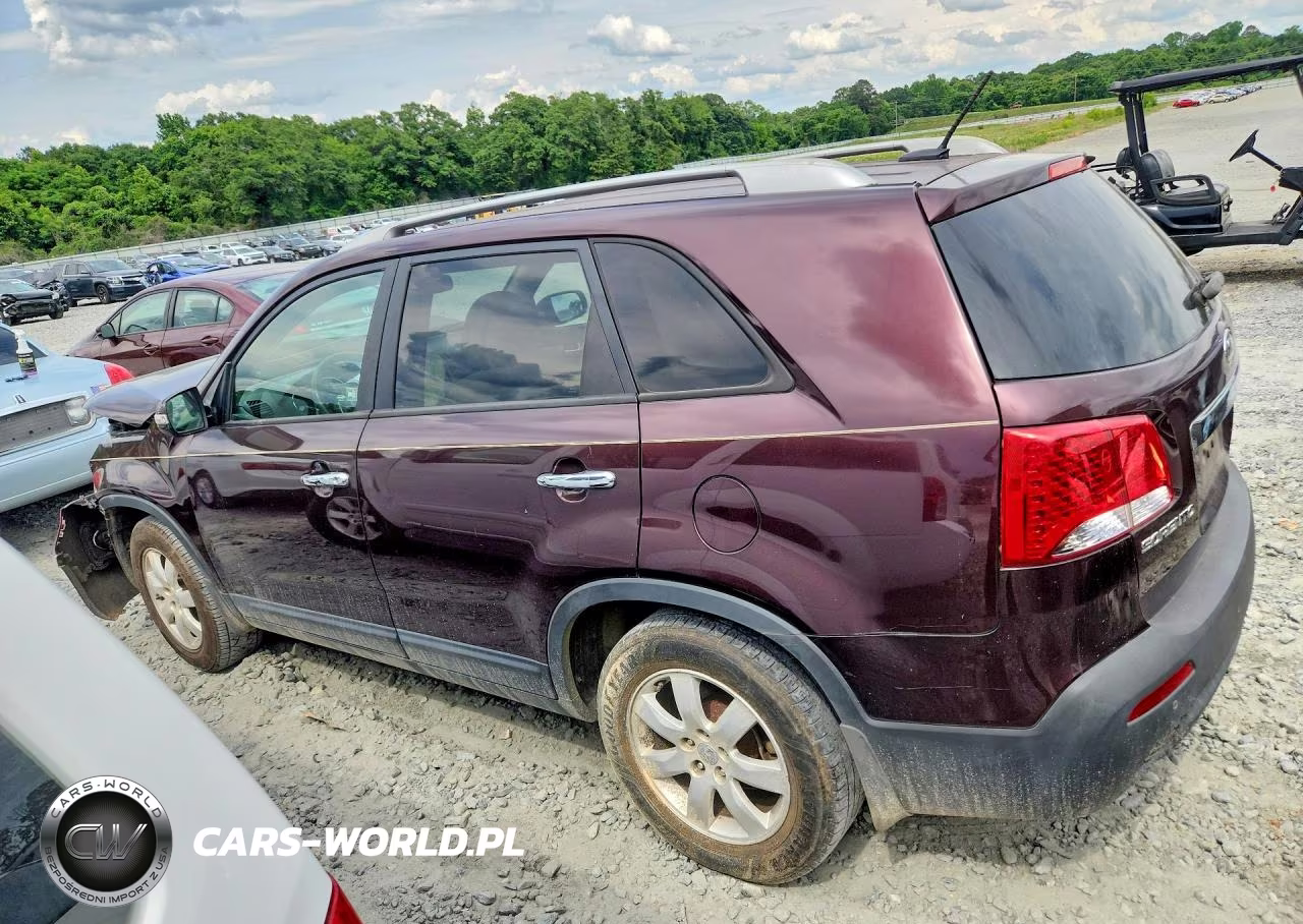 2013 Kia Sorento Lx VIN:5XYKT3A64DG358173 - 2