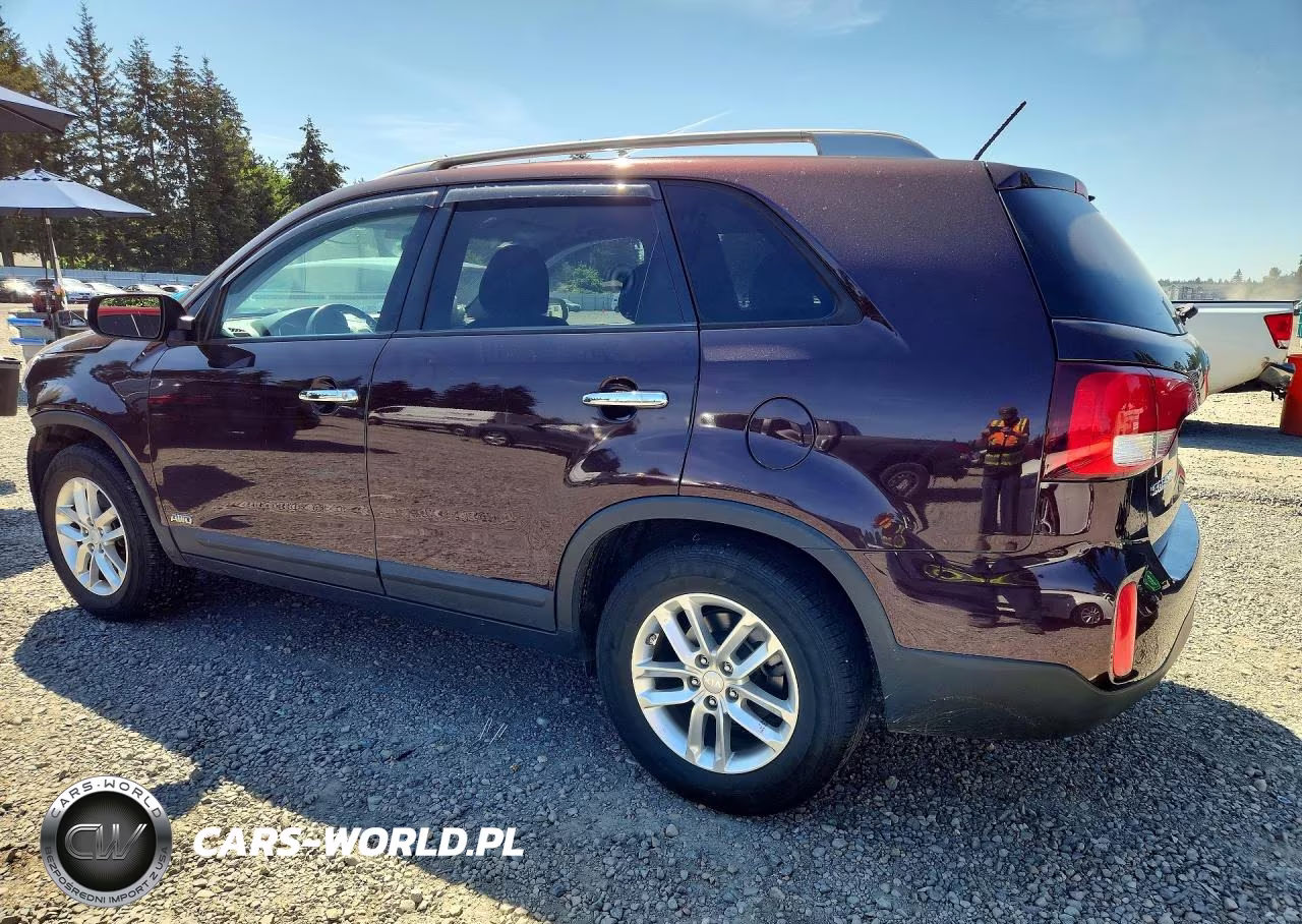 2015 Kia Sorento Lx VIN:5XYKTCA61FG561010 - 2