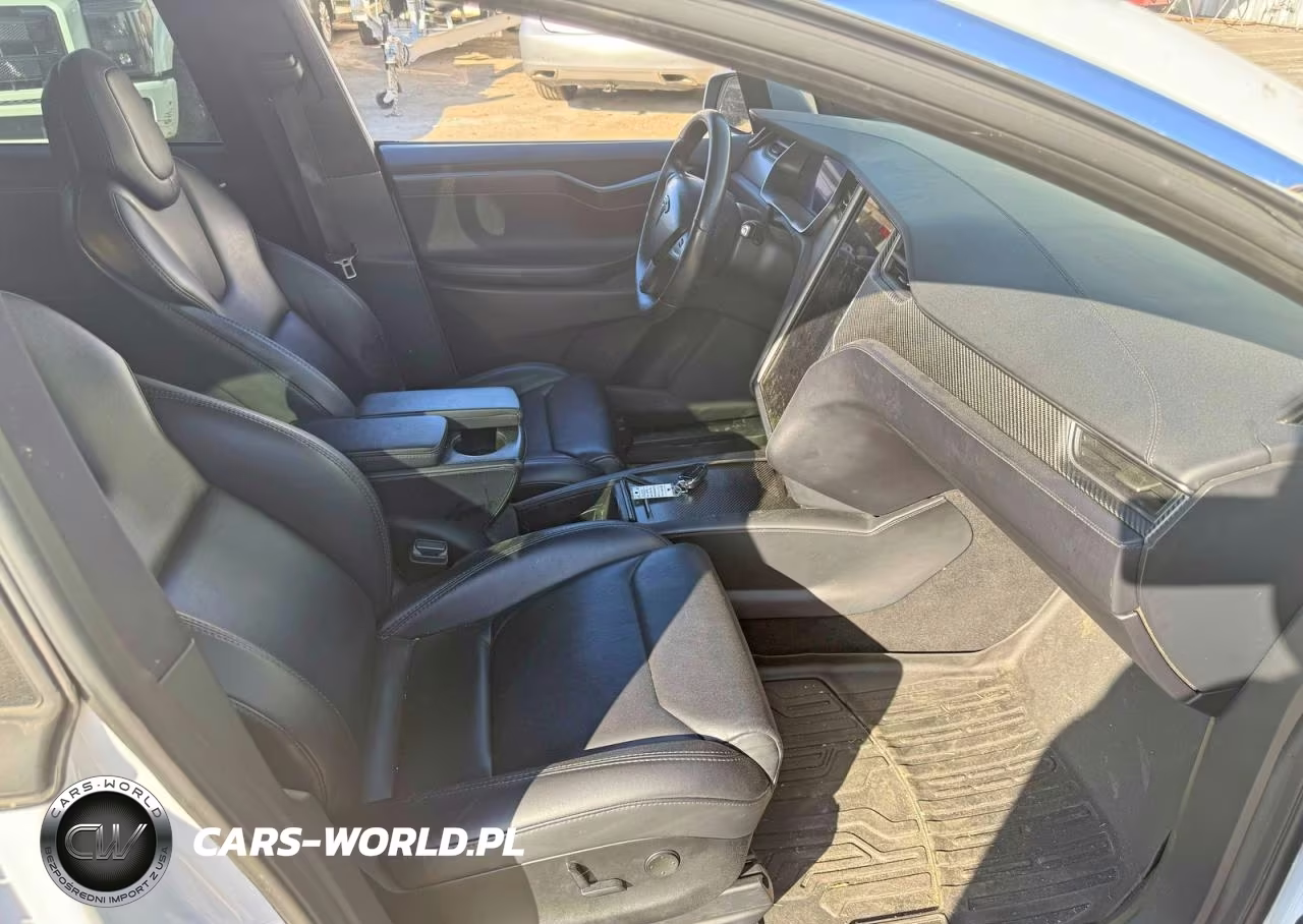 2018 Tesla Model X VIN:5YJXCBE2XJF103330 - 5
