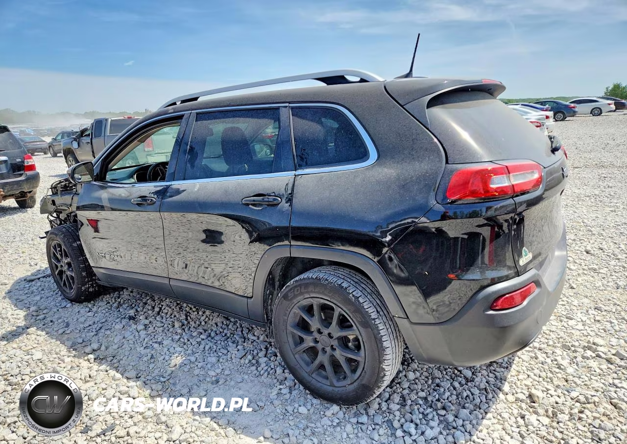 2017 Jeep Cherokee Latitude VIN:1C4PJLCBXHW535422 - 2