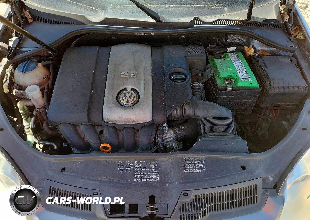 2008 Volkswagen Rabbit VIN:WVWDB71K88W244296 - 11