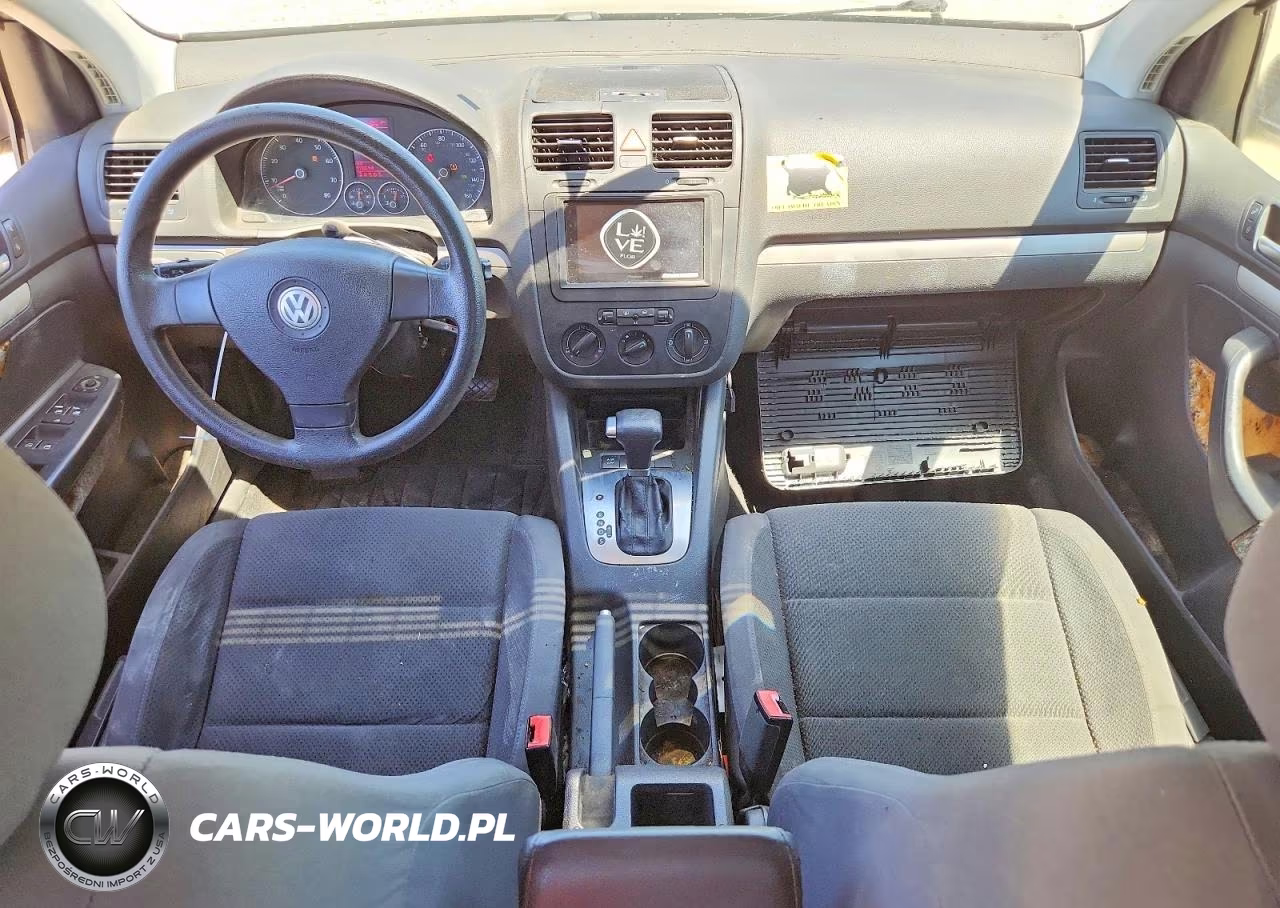 2008 Volkswagen Rabbit VIN:WVWDB71K88W244296 - 8
