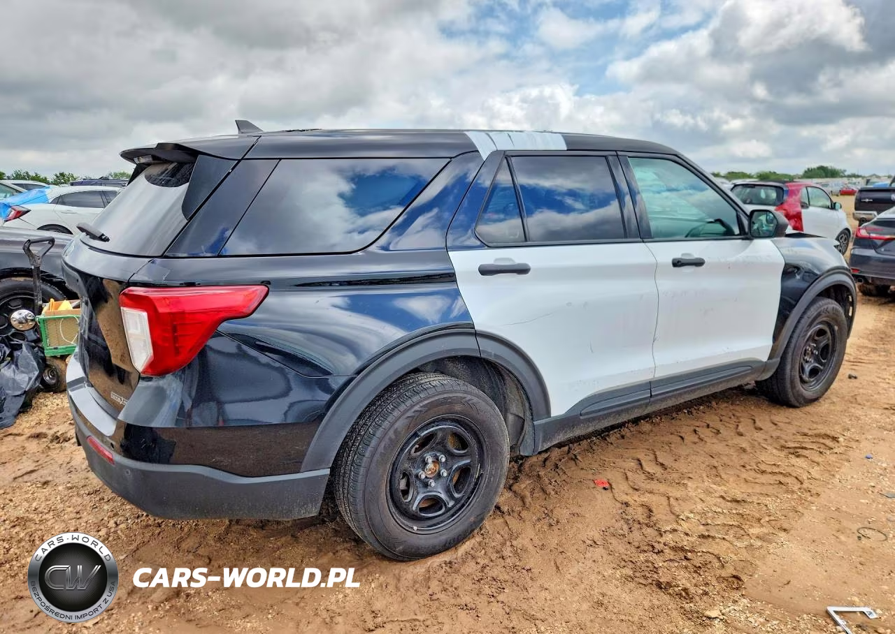 2024 Ford Explorer Police Interceptor VIN:1FM5K8AB6RGA67474 - 3