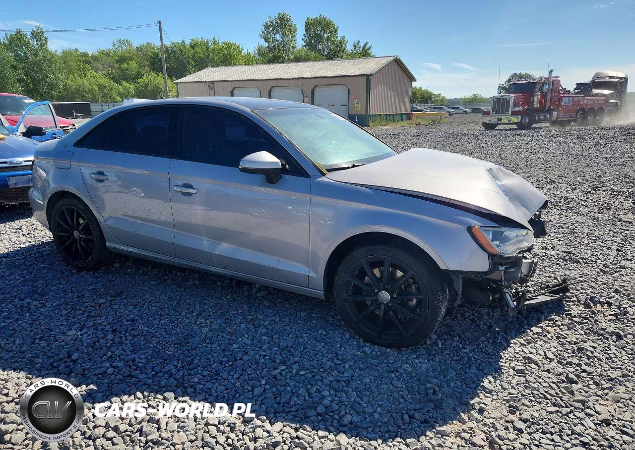 2015 Audi A3 Premium VIN:WAUACGFF4F1087398 - 4