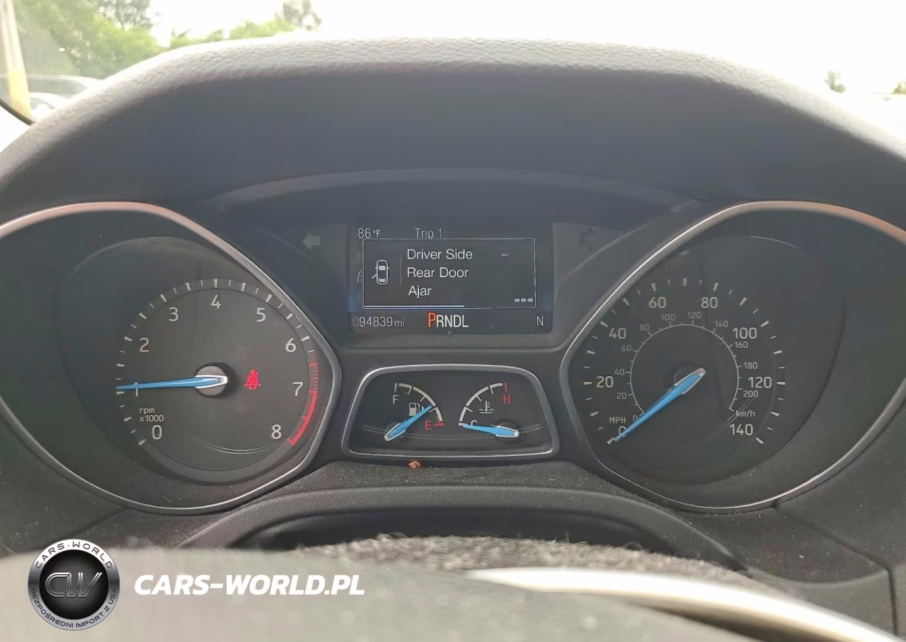 2018 Ford Focus Se VIN:1FADP3K20JL218006 - 9