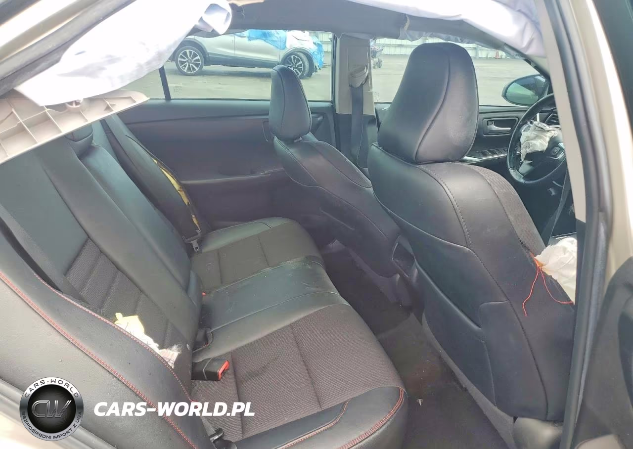 2016 Toyota Camry Se VIN:4T1BF1FK3GU554167 - 10