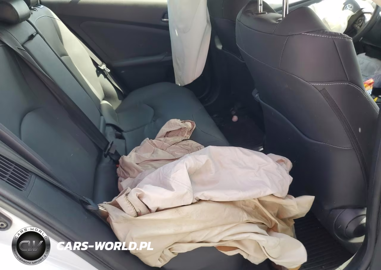 2022 Toyota Prius Prime Le VIN:JTDKAMFP5N3206955 - 10
