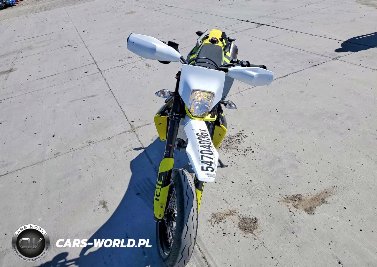 2024 Husqvarna Supermoto 701 VIN:VBKUSV407RM765245 - 2