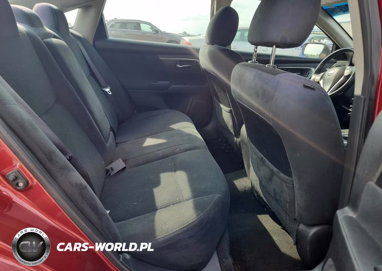 2015 Nissan Altima 2.5 S VIN:1N4AL3AP1FN375289 - 10