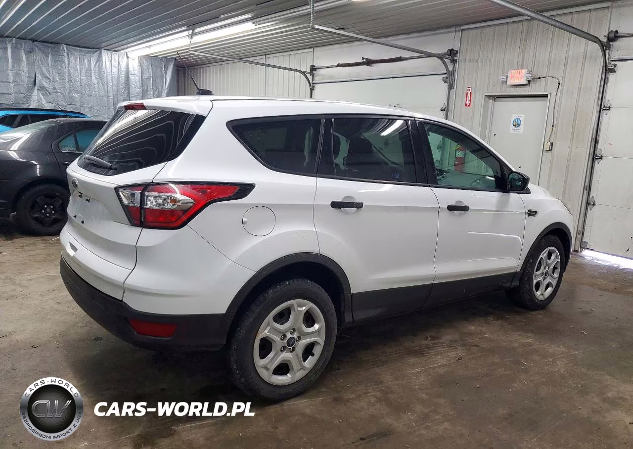 2018 Ford Escape S VIN:1FMCU0F73JUC19787 - 3