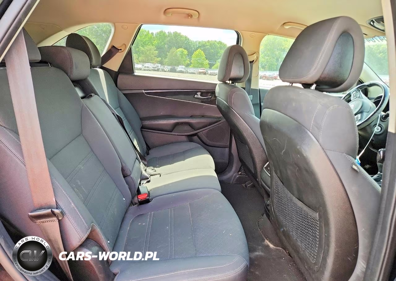 2016 Kia Sorento Lx VIN:5XYPG4A39GG058896 - 11