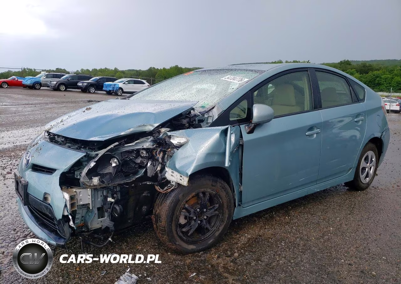 2013 Toyota Prius Two – zdjęcie 1 z 12