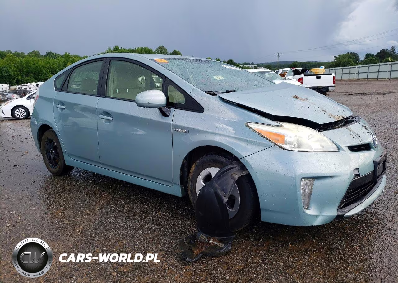 2013 Toyota Prius Two VIN:JTDKN3DU9D1631919 - 4