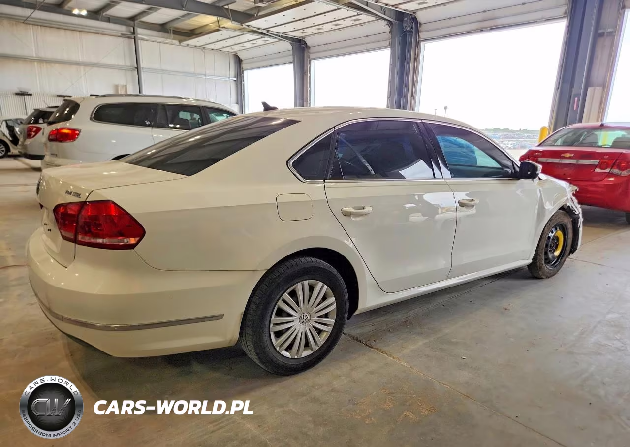 2013 Volkswagen Passat Sel VIN:1VWCN7A3XDC103119 - 3