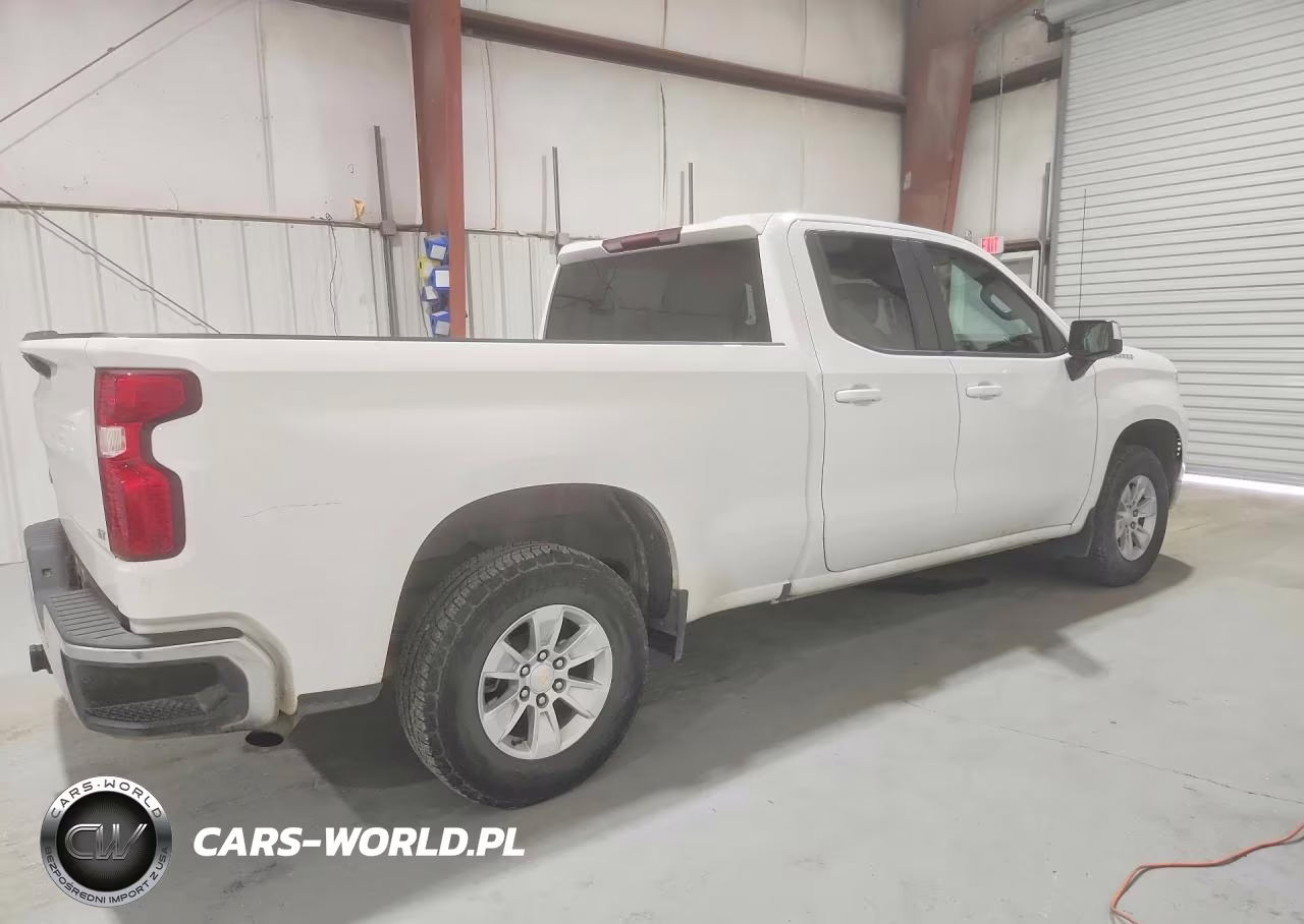 2023 Chevrolet Silverado C1500 Lt VIN:1GCRACEK3PZ120672 - 3