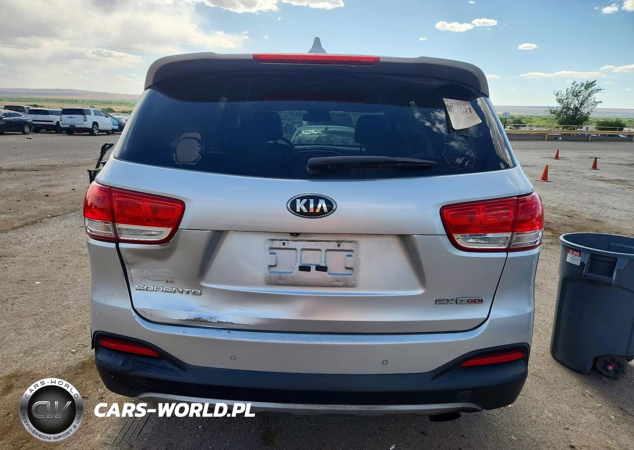 2016 Kia Sorento Ex VIN:5XYPH4A13GG027610 - 6