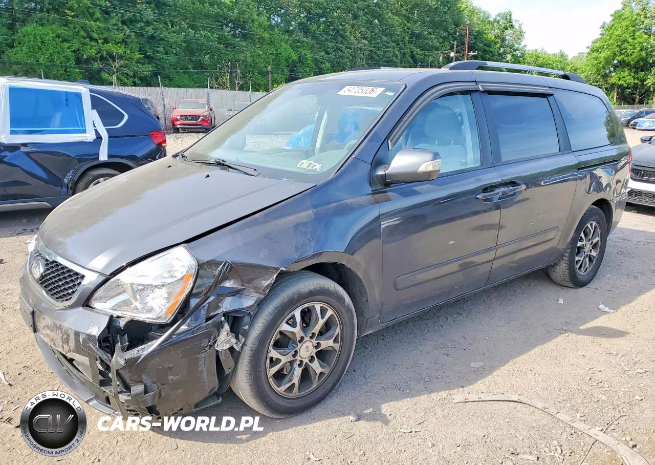 2014 Kia Sedona Lx