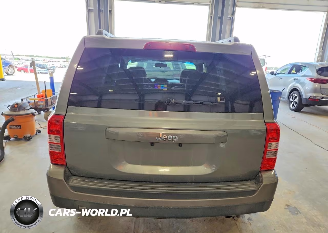 2012 Jeep Patriot Sport VIN:1C4NJPBA3CD611204 - 6