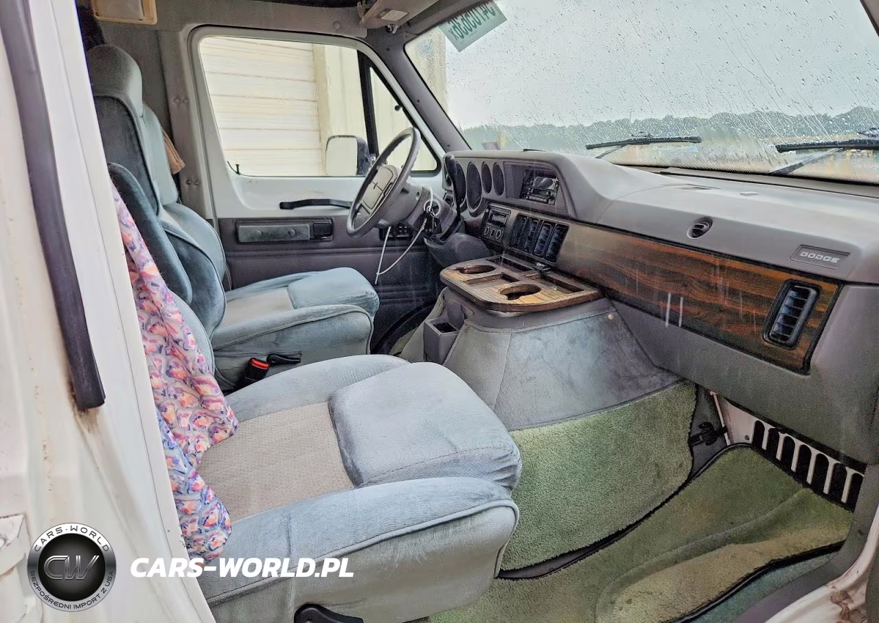 1996 Dodge Ram Van B2500 VIN:2B6HB21Y5TK184369 - 6