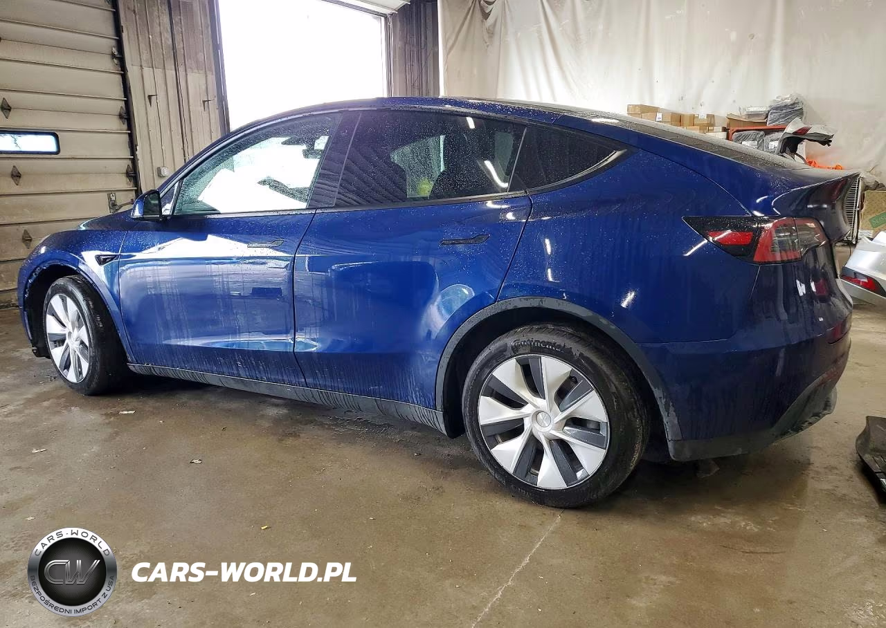 2021 Tesla Model Y VIN:5YJYGAEE7MF251596 - 2
